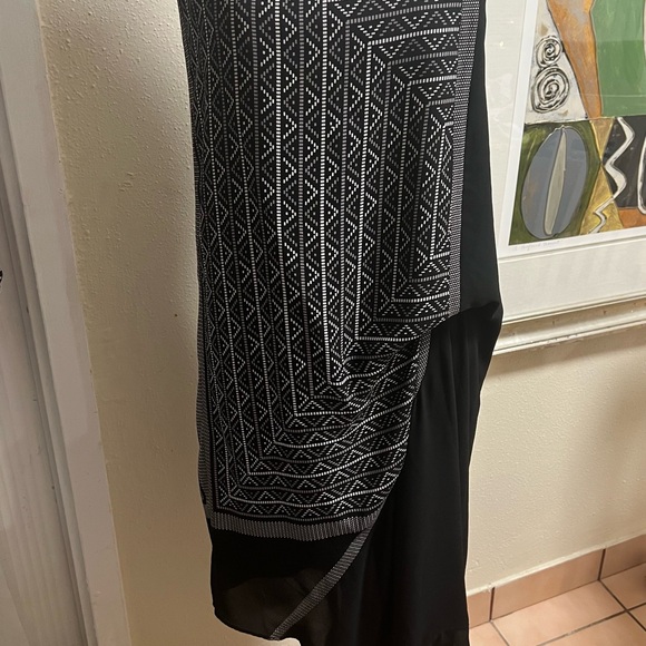 BCBGMAXAZRIA size 6 (M) never used . NWT. - Picture 3 of 15